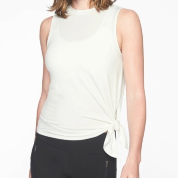 NWT Athleta Cloudlight Asymmetrical Side Tie Ivory Sleeveless Tank Top XL - Picture 1 of 13